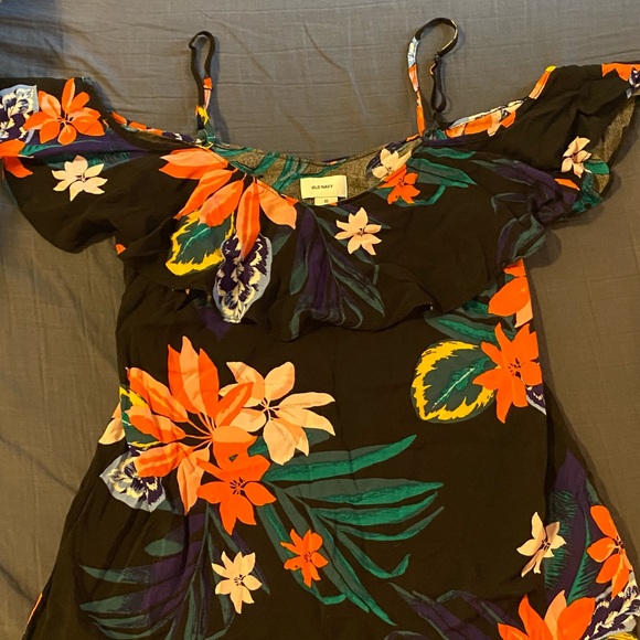 Tropical Flutter Sleeve Blouse - Picture 1 of 3